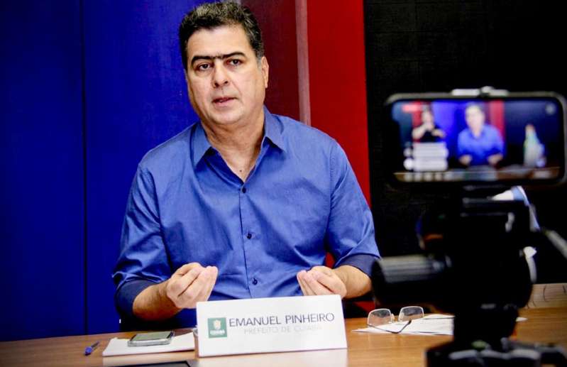 Prefeito de Cuiabá discorda da ideia de fechar comércio na capital e avalia medidas mais rígidas.